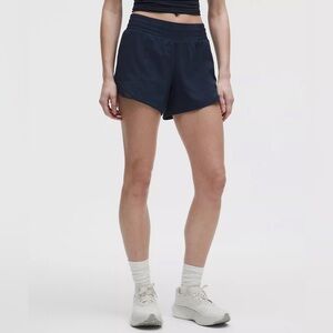 Lululemon Women’s Hotty Hot High Rise Lined Short 4” - Size 2 Tall